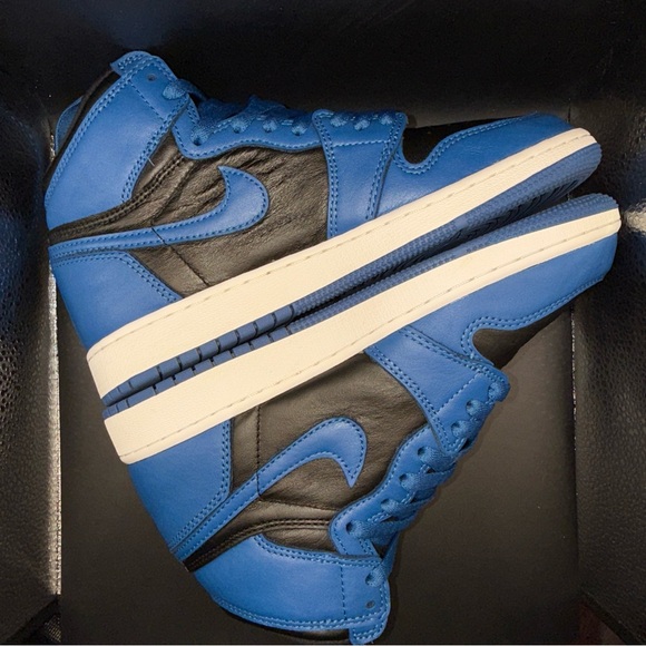 Size 6Y - Nike Air Jordan 1 High OG Dark Marina Shoes, 575441-404, Clean, No Box - Picture 8 of 11